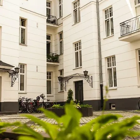 Okolnik * Warsaw